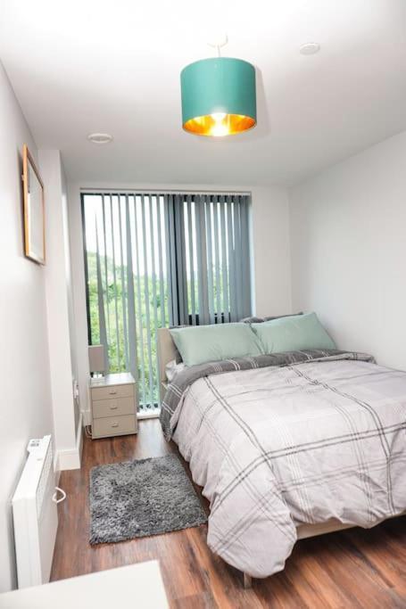 Peaceful 2Br Hideout With Instant Self Check-In At Kelham Island Retreat Appartement Sheffield Buitenkant foto