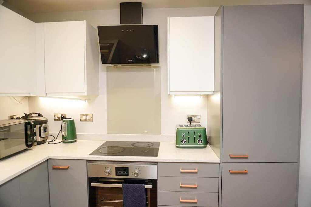Peaceful 2Br Hideout With Instant Self Check-In At Kelham Island Retreat Appartement Sheffield Buitenkant foto